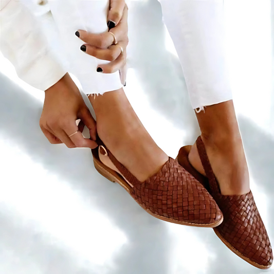 Dames Instappers Met Gevlochten Leer en Slingback